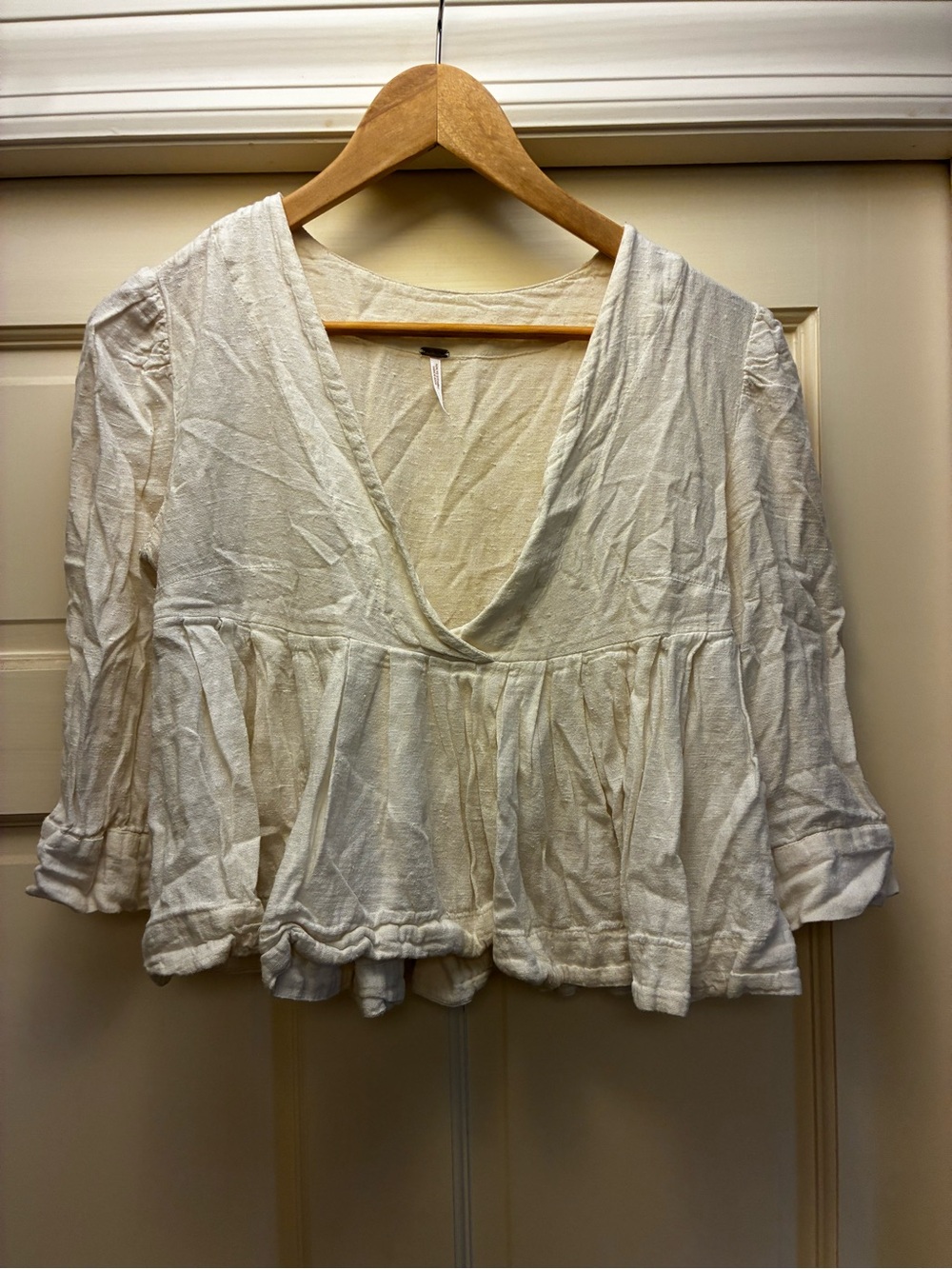Free People Women’s White V-Neck Peasant Blouse
